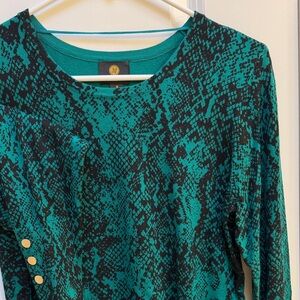 JM Collection Teal and Black Snake skin Patterned Long Sleeve Top